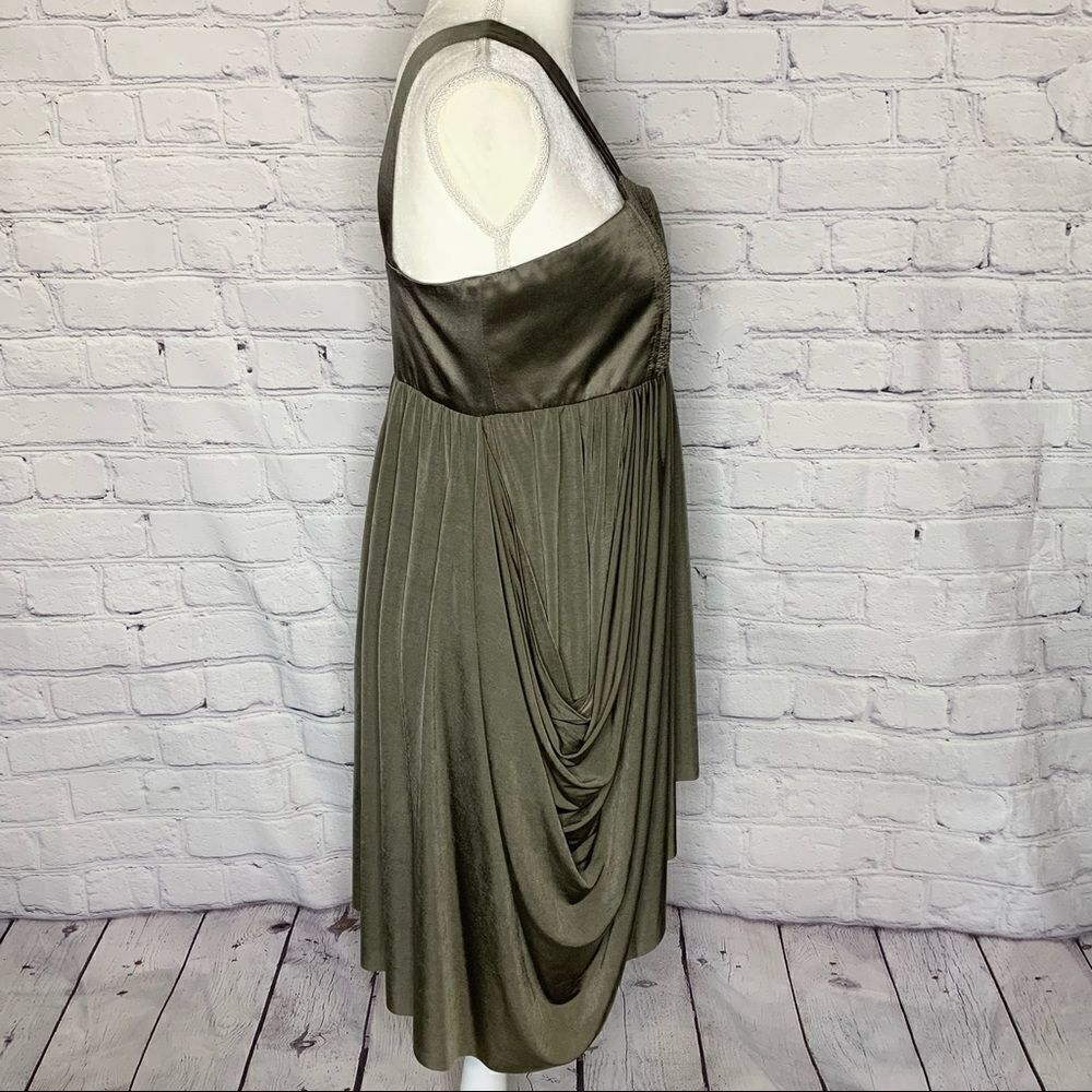 Alice + OLIVIA Silk light olive green draped dress - Picture 6 of 14